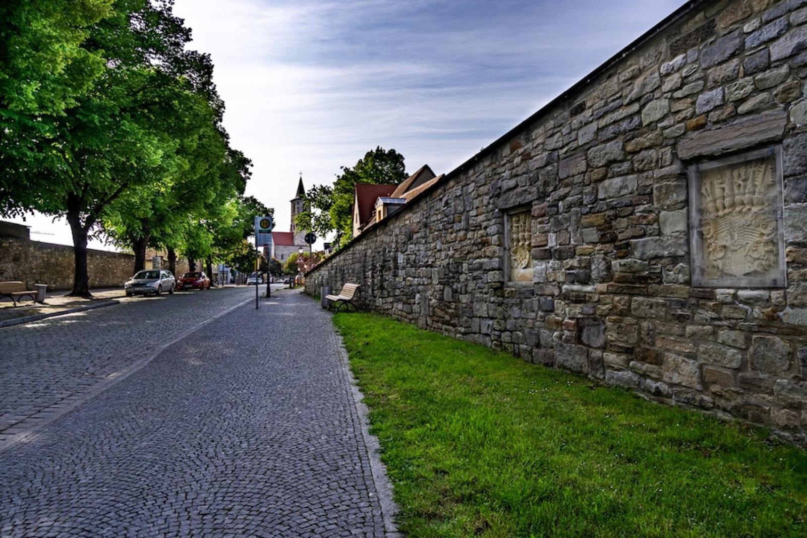 Sl'Otel Budget Bernburg Zewnętrze zdjęcie