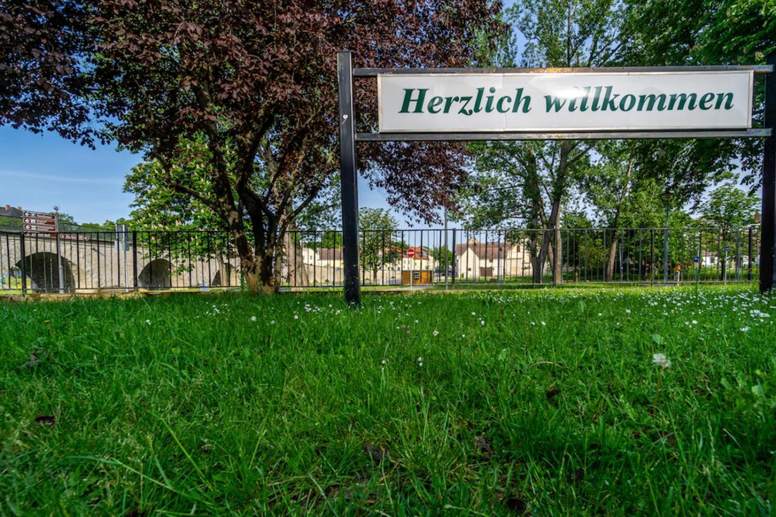 Sl'Otel Budget Bernburg Zewnętrze zdjęcie