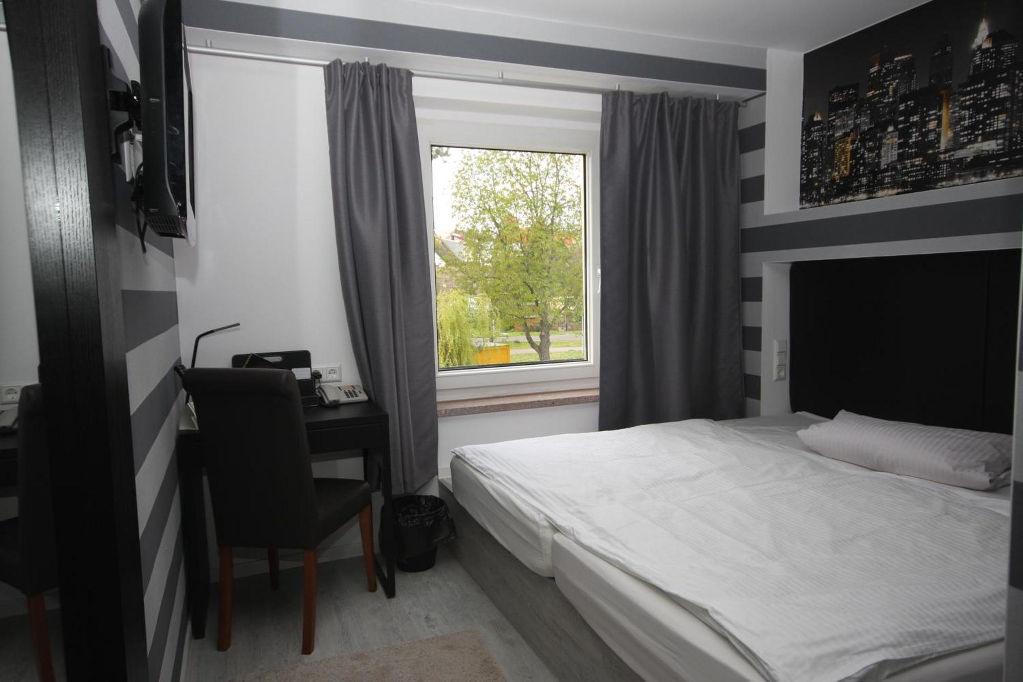 Sl'Otel Budget Bernburg Pokój zdjęcie
