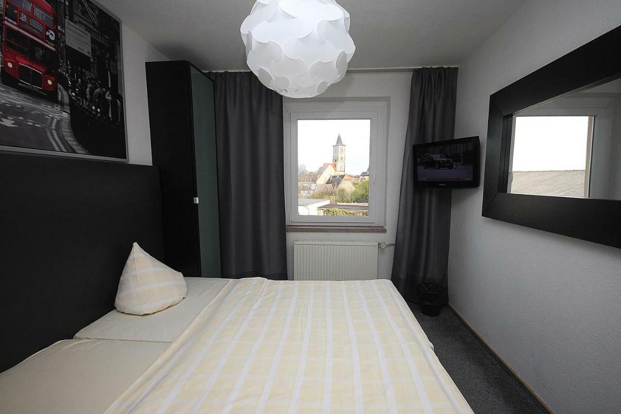 Sl'Otel Budget Bernburg Zewnętrze zdjęcie